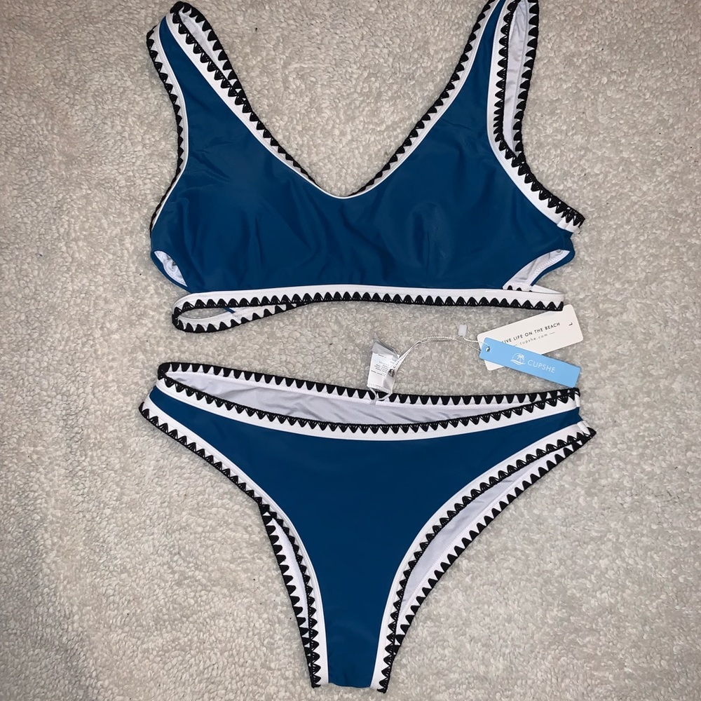 CUPSHE 2 piece swimsuit